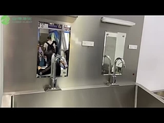 Lavandino per lavandini chirurgici