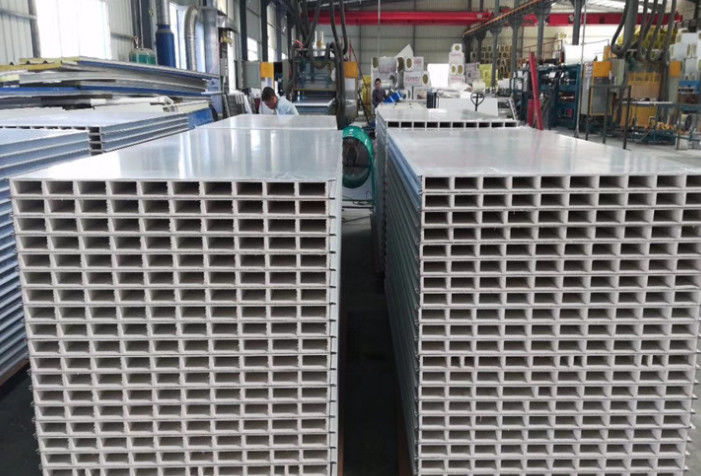La stanza pulita della classe 7 di iso del CE classifica 10000 bordi bianchi per produzione di purificazione